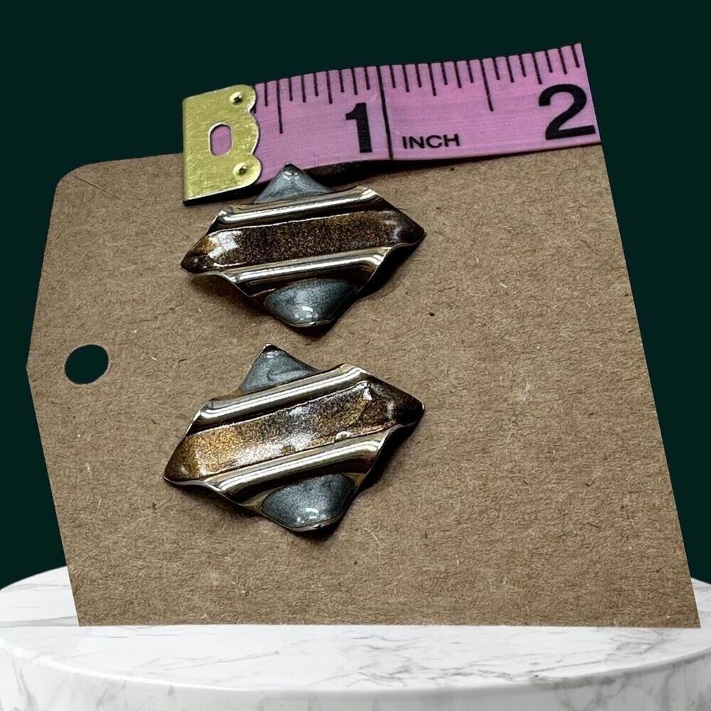 Vintage Geometric Earrings Gold toned Brown & Silver toned Accents - Picture 4 of 4